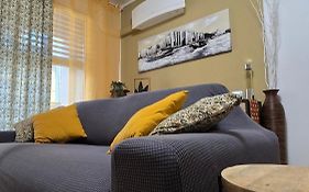 VARESE PRIME - Air Conditioning, 2 Baths, 2 Parking, City Centre, 200mt Villa Esengrini Montalbano, NO Keybox